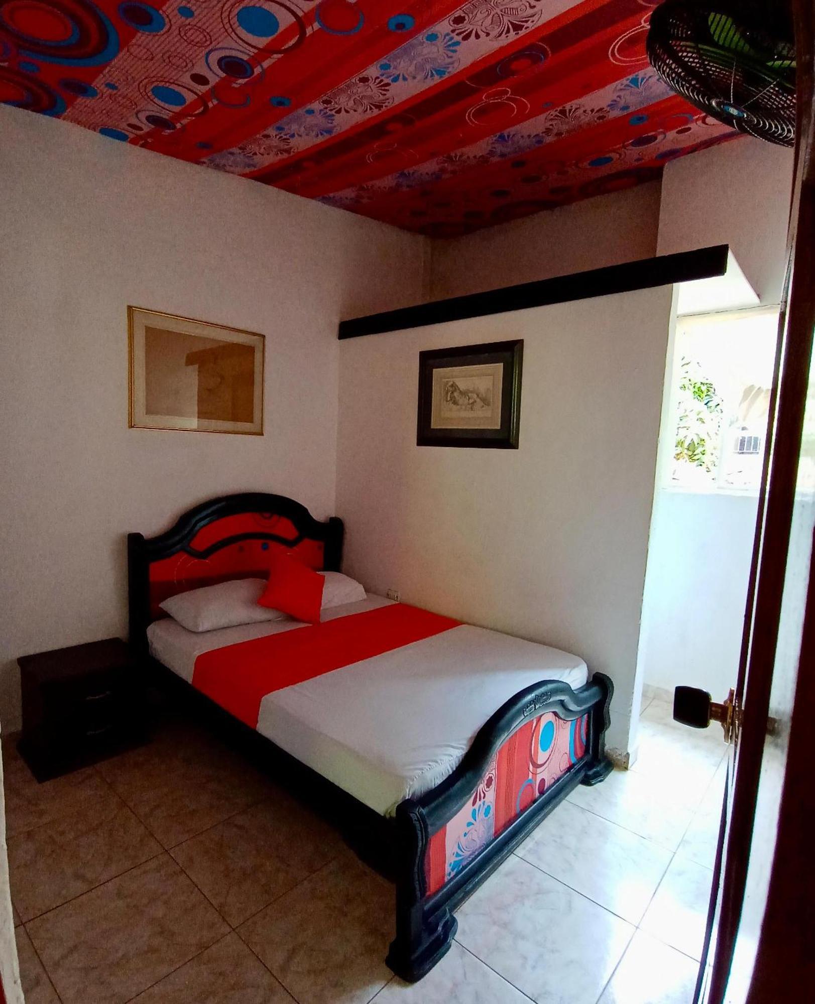 Hostal Las Mariposas มินกา ภายนอก รูปภาพ