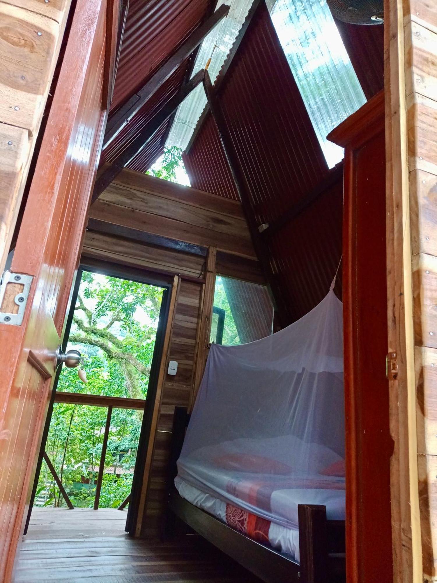 Hostal Las Mariposas มินกา ภายนอก รูปภาพ