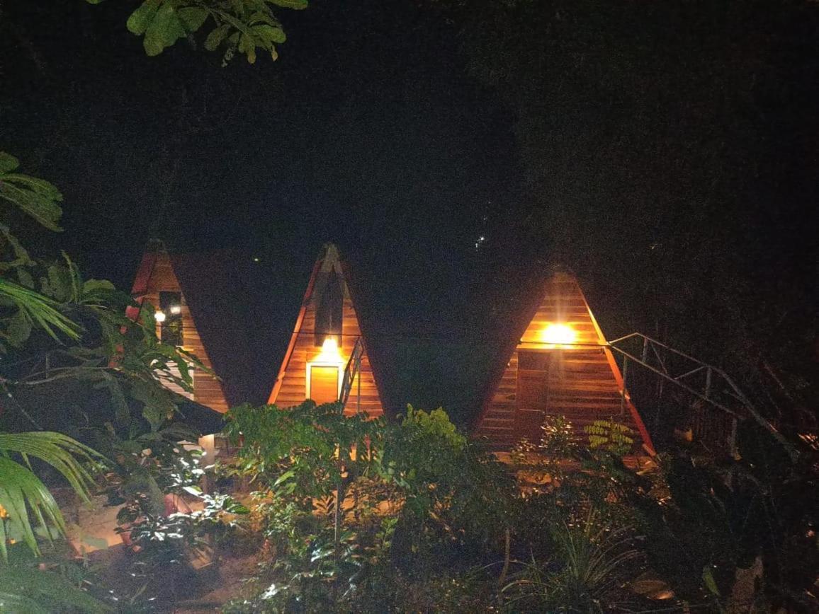 Hostal Las Mariposas มินกา ภายนอก รูปภาพ
