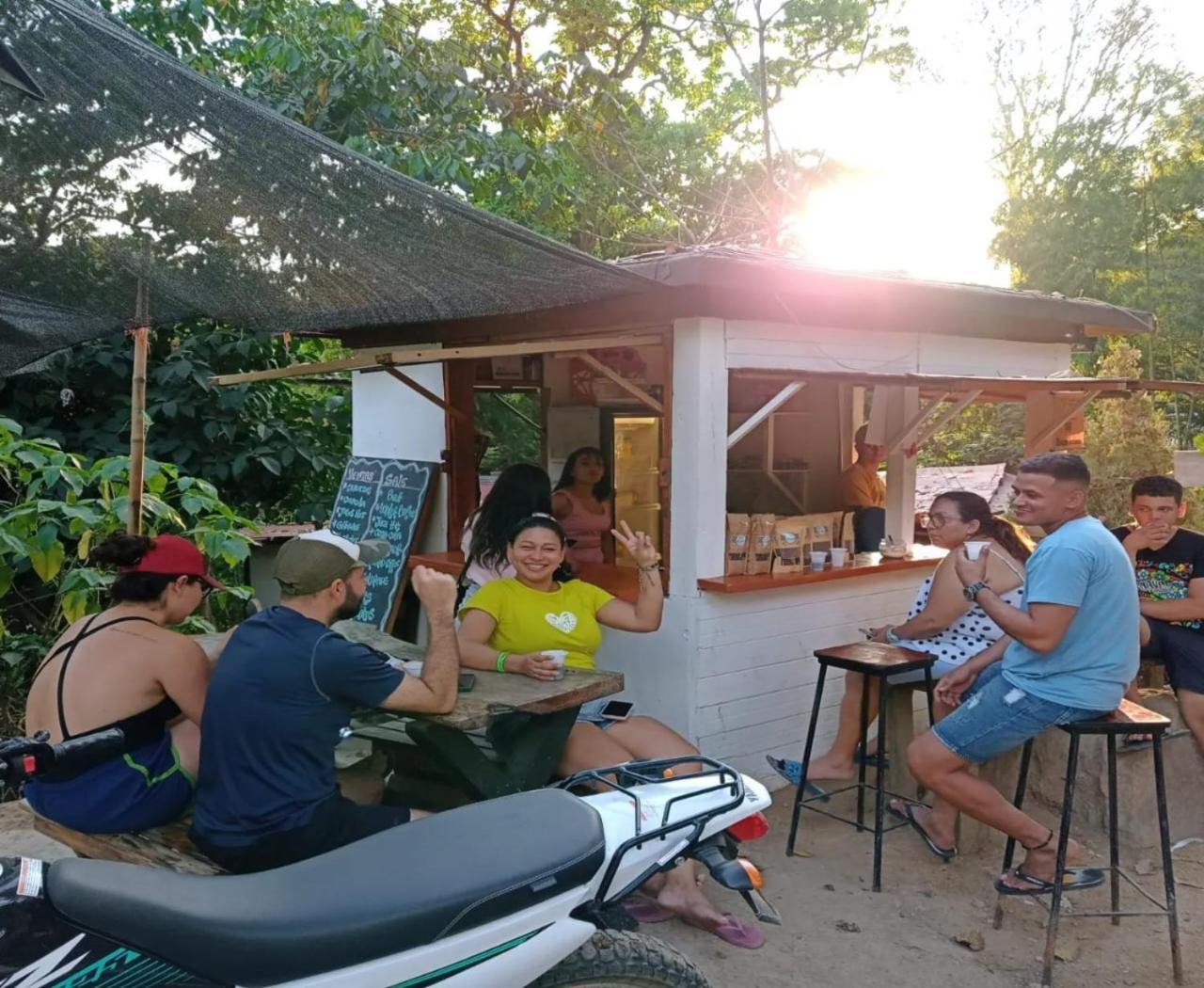 Hostal Las Mariposas มินกา ภายนอก รูปภาพ